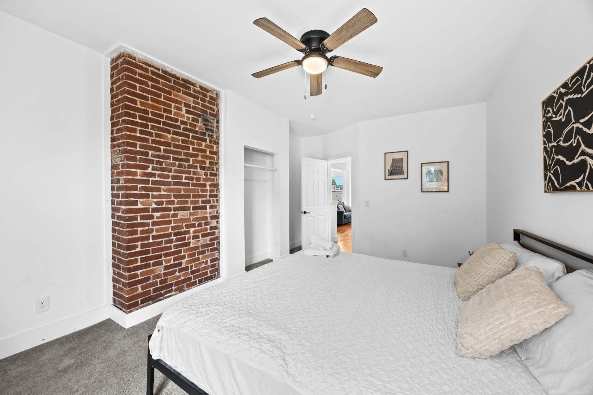 Holiday home Cozy 2-floor 5br 3ba 2 Kitchens Backyard Louisville