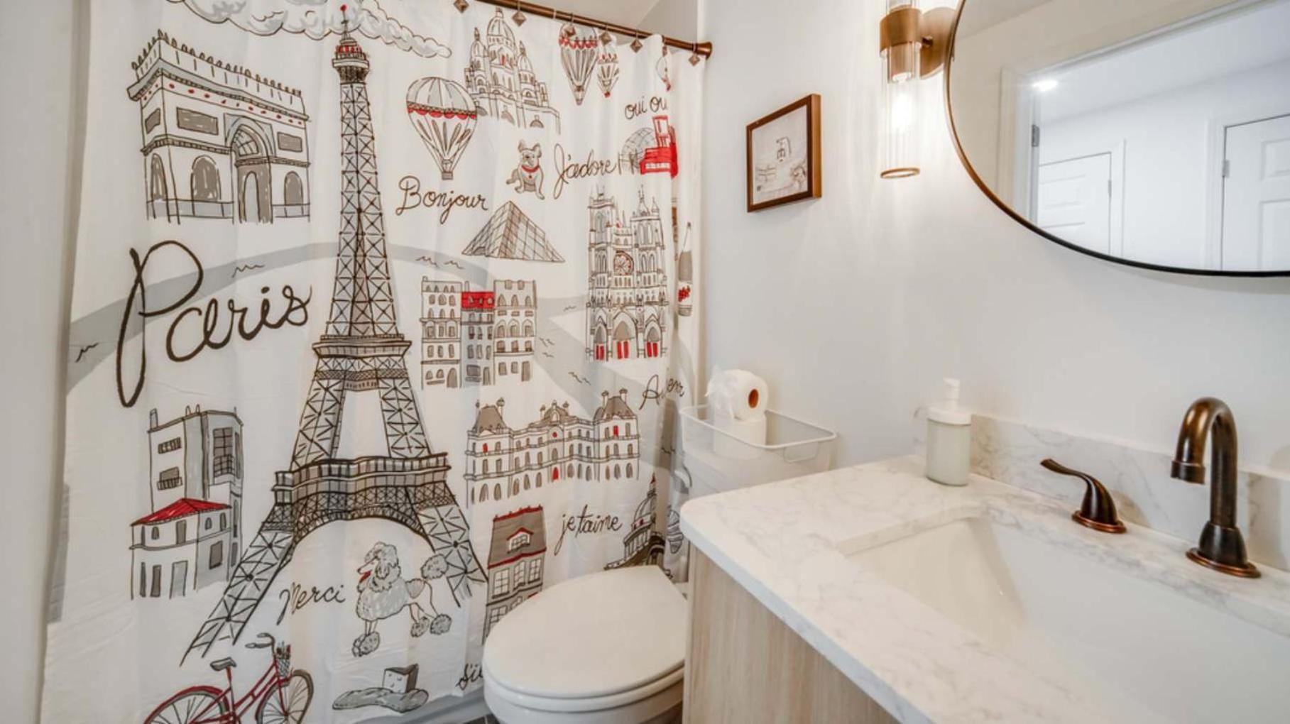 Cozy 2-floor 5br 3ba 2 Kitchens Backyard Holiday home *