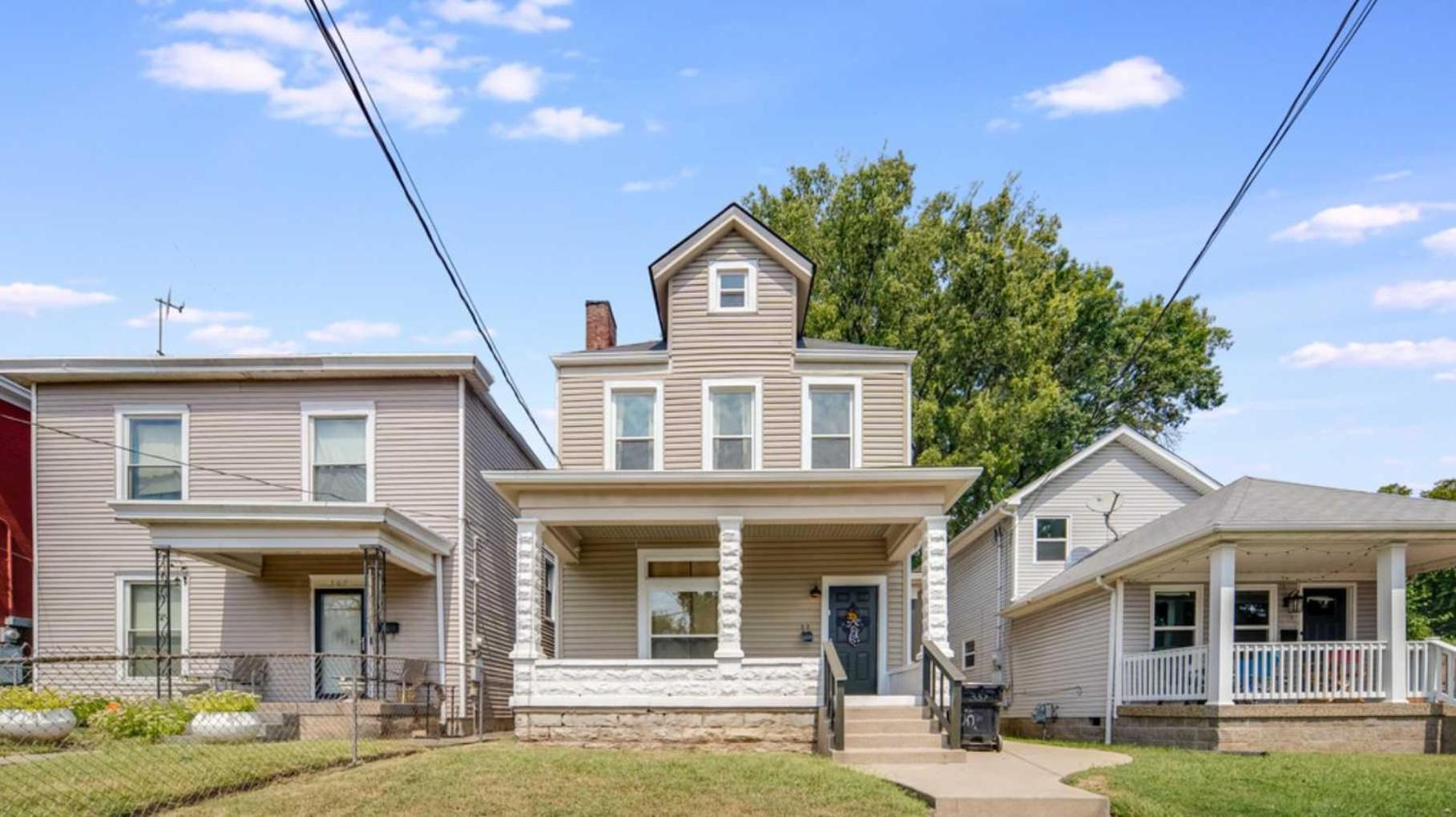 Holiday home Cozy 2-floor 5br 3ba 2 Kitchens Backyard